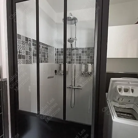 Meuble Classe 3 Etoiles De 72 M2, 2